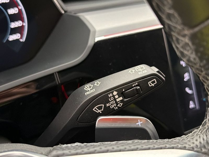 Audi e-tron S bild 33