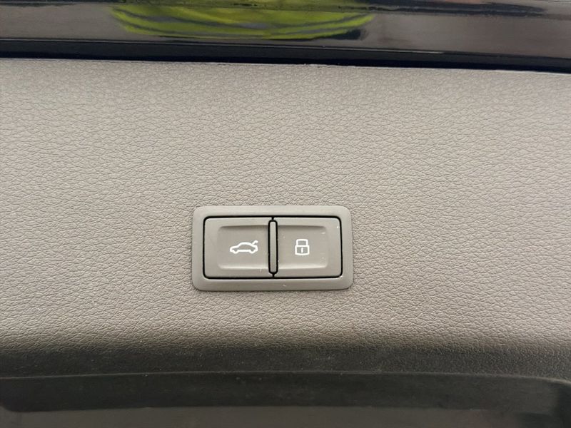 Audi e-tron S bild 32