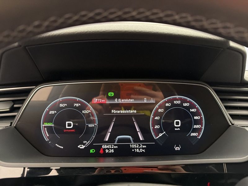 Audi e-tron S bild 27