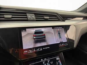 Audi e-tron S bild 17