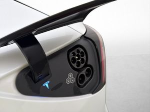 Tesla Model Y bild 13
