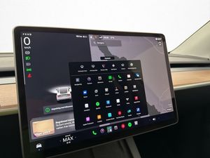 Tesla Model Y bild 20