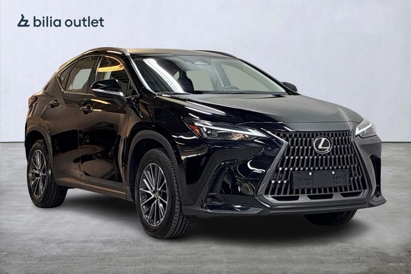 Lexus NX bild 4