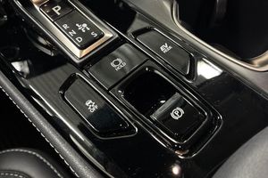 Lexus NX bild 24