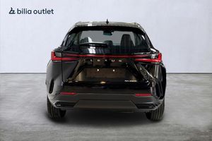Lexus NX bild 7