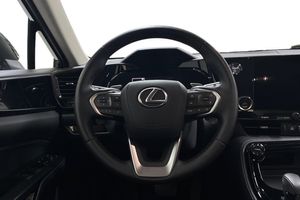 Lexus NX bild 16