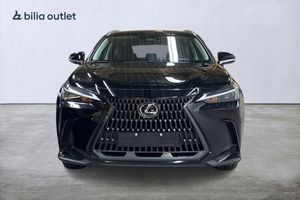Lexus NX bild 3