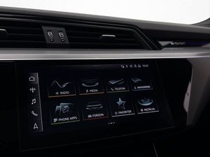 Audi e-tron bild 26