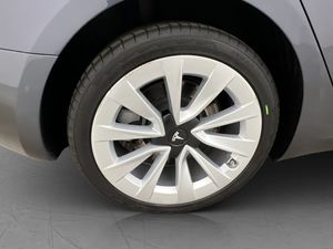 Tesla Model 3 bild 34