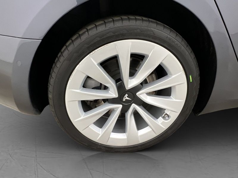 Tesla Model 3 bild 34