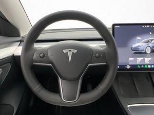 Tesla Model 3 bild 15