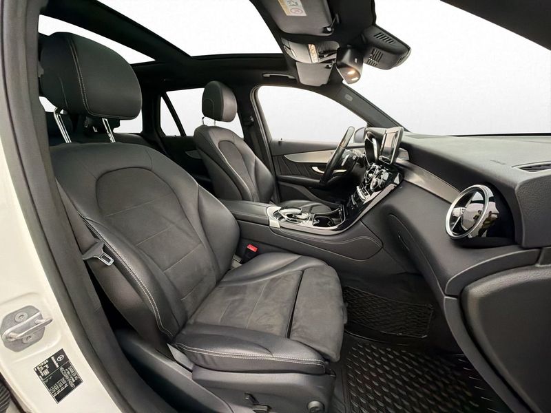 Mercedes GLC250 bild 34