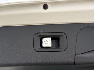 Mercedes GLC250 bild 31