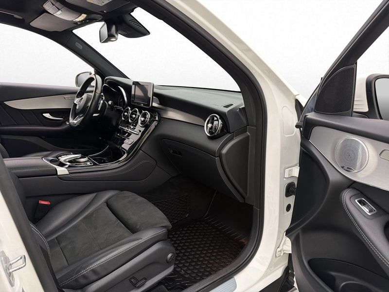 Mercedes GLC250 bild 33
