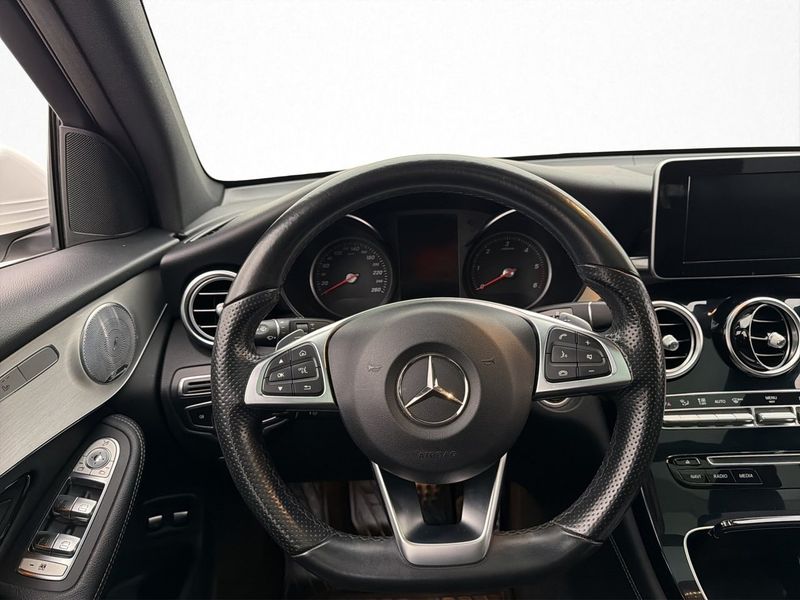 Mercedes GLC250 bild 15