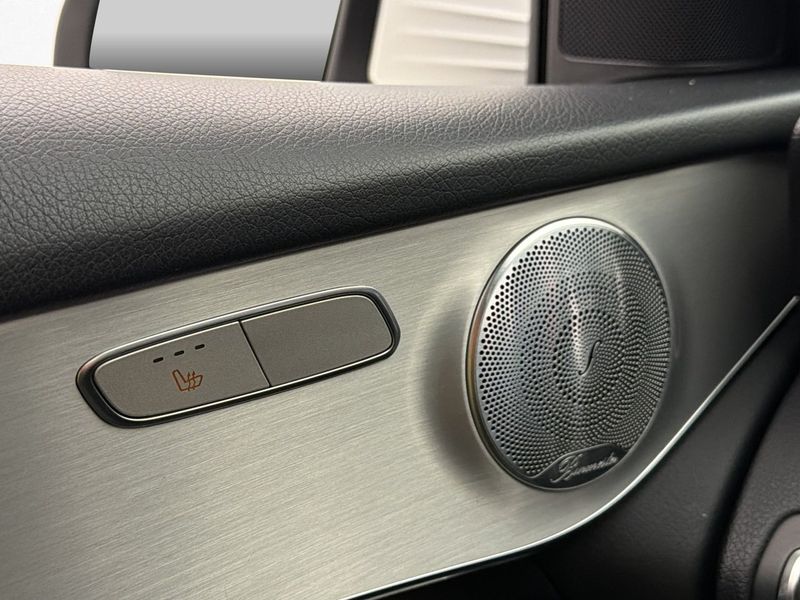 Mercedes GLC250 bild 16
