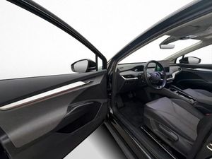 Skoda Enyaq bild 12