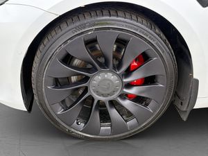 Tesla Model 3 bild 32