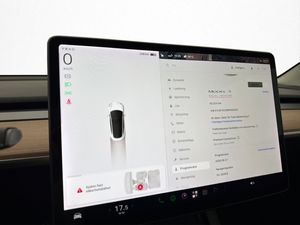 Tesla Model 3 bild 22