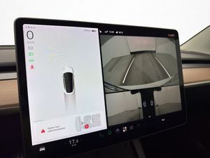Tesla Model 3 bild 19