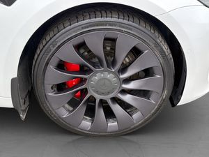 Tesla Model 3 bild 35