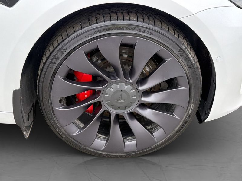 Tesla Model 3 bild 35
