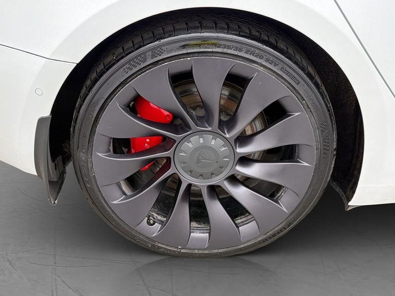 Tesla Model 3 bild 33