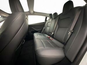 Tesla Model 3 bild 26