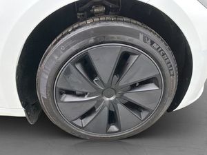 Tesla Model 3 bild 31