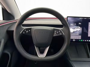 Tesla Model 3 bild 12