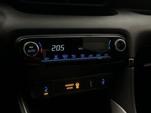 Toyota Yaris bild 14