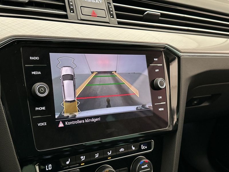Volkswagen Passat bild 13