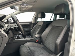 Volkswagen Passat bild 10