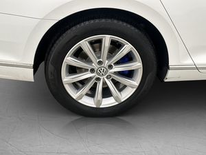 Volkswagen Passat bild 32
