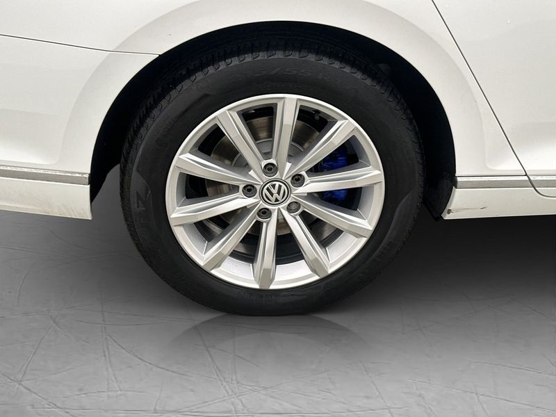 Volkswagen Passat bild 32