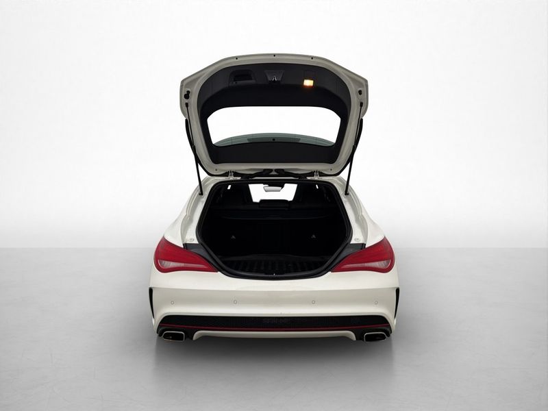 Mercedes CLA250 bild 8