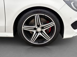Mercedes CLA250 bild 31