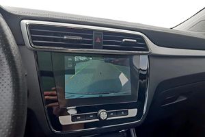 MG ZS EV bild 18