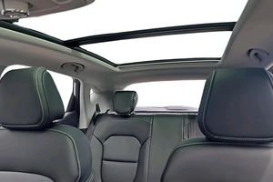 MG ZS EV bild 17