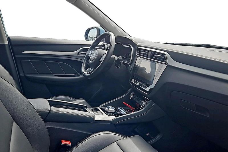 MG ZS EV bild 12