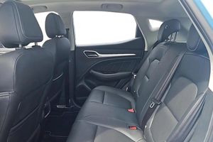 MG ZS EV bild 11
