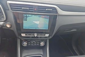 MG ZS EV bild 19