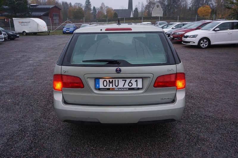 Saab 9-5 bild 8