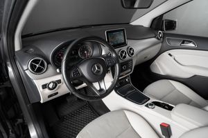 Mercedes B180 bild 9