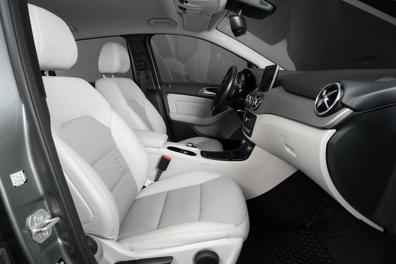 Mercedes B180 bild 6