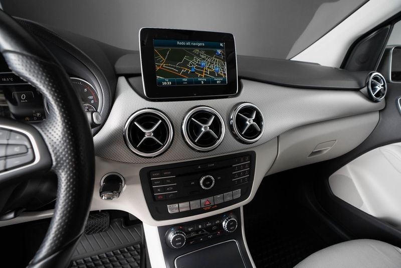 Mercedes B180 bild 10