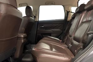 Mitsubishi Outlander bild 14