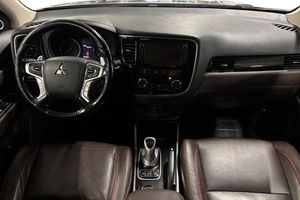 Mitsubishi Outlander bild 12