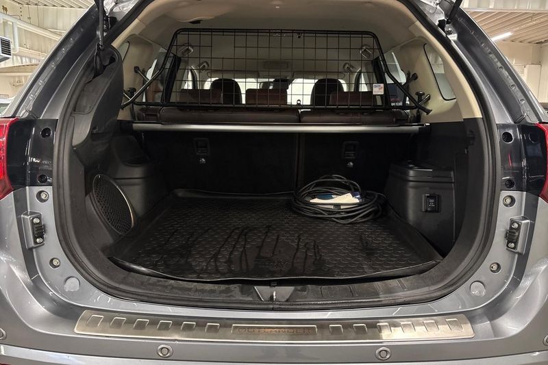 Mitsubishi Outlander bild 10