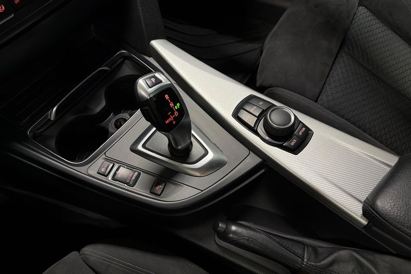 BMW 320 bild 22